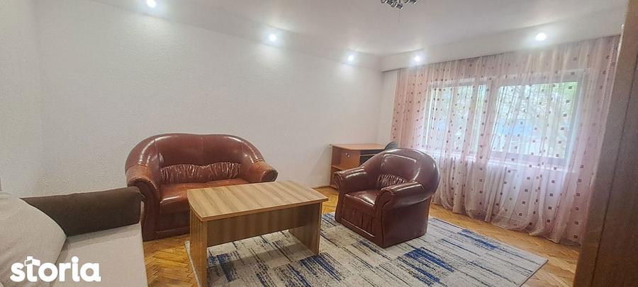 Apartament cu 3 camere decomandat, mobilat în Rahova