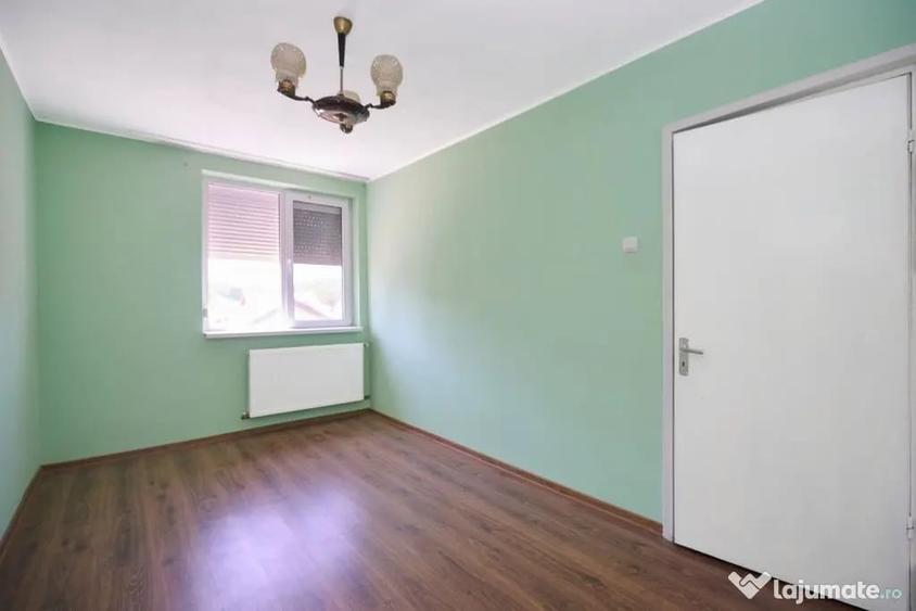 Apartament cu 2 camere semidecomandat în Teilor