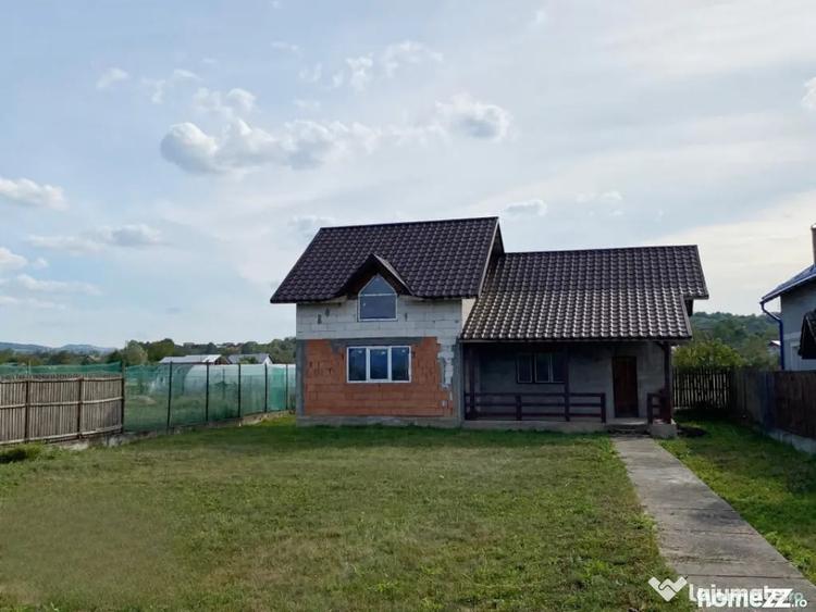 Casă cu 3 camere cu Teren 435 Mp în Remetea Chioarului