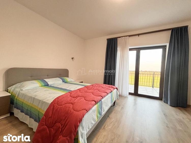 Casă cu 6 camere cu Teren 2310 Mp în Sânmartin