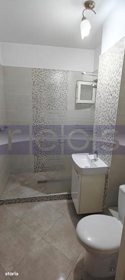 Apartament cu 3 camere decomandat în Tineretului