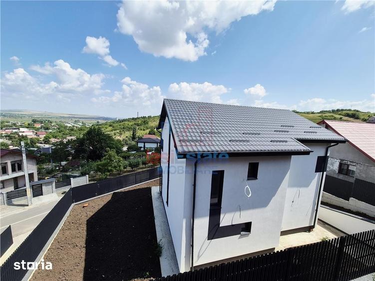 Casă cu 4 camere cu Teren 400 Mp în Tomești