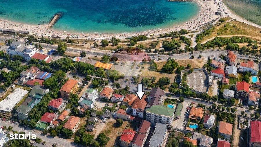 Apartament cu 3 camere decomandat în Sud