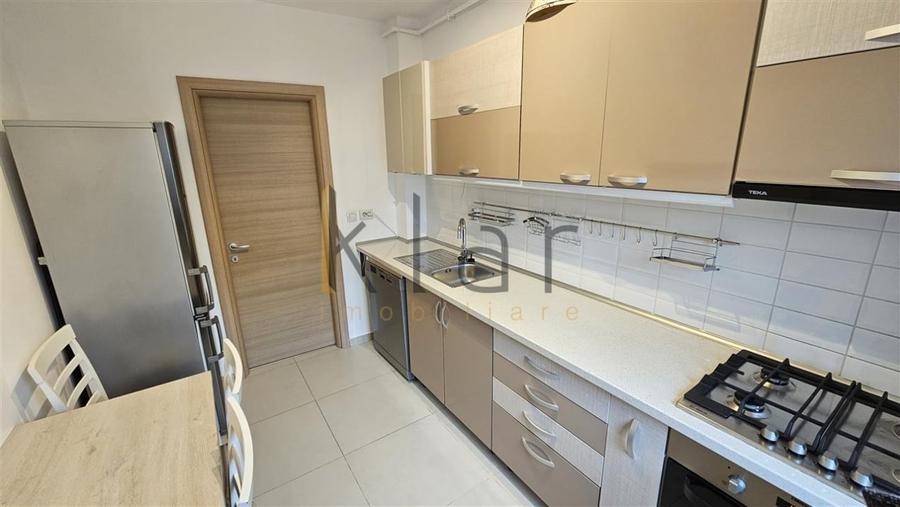 Apartament cu 2 camere semidecomandat, mobilat în Bună Ziua