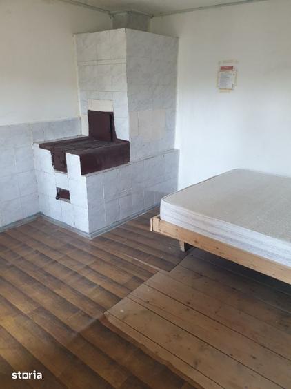 Casă cu 4 camere cu Teren 568 Mp în Popricani