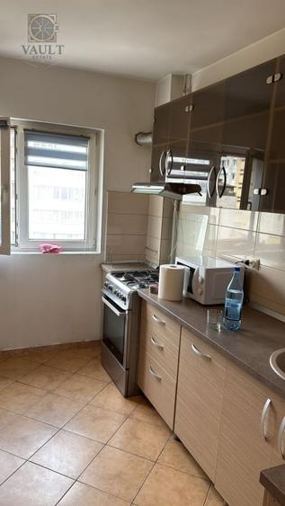 Apartament cu 2 camere semidecomandat, mobilat în Iancului