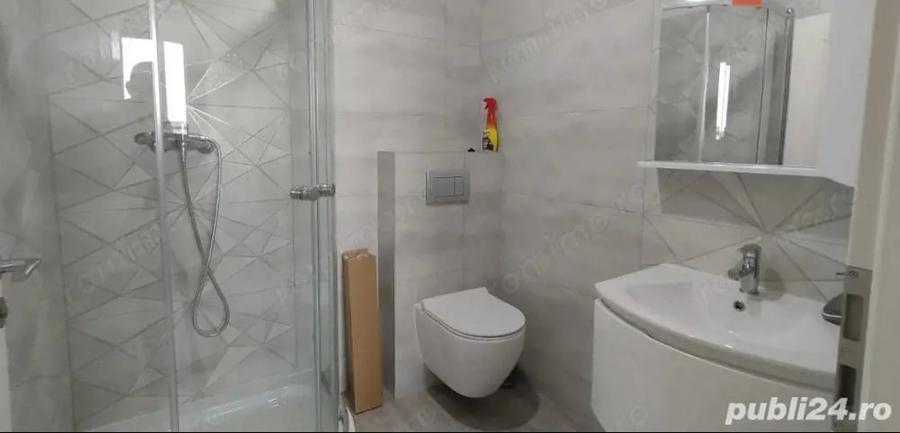 Casă cu 6 camere cu Teren 280 Mp în Săcălaz