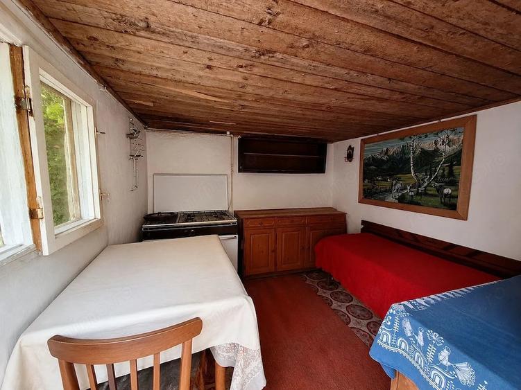Casă cu 3 camere cu Teren 330 Mp în Lunei