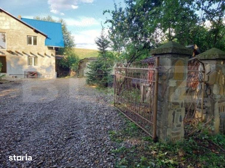 Casă cu 6 camere cu Teren 1700 Mp în Pătrăuți