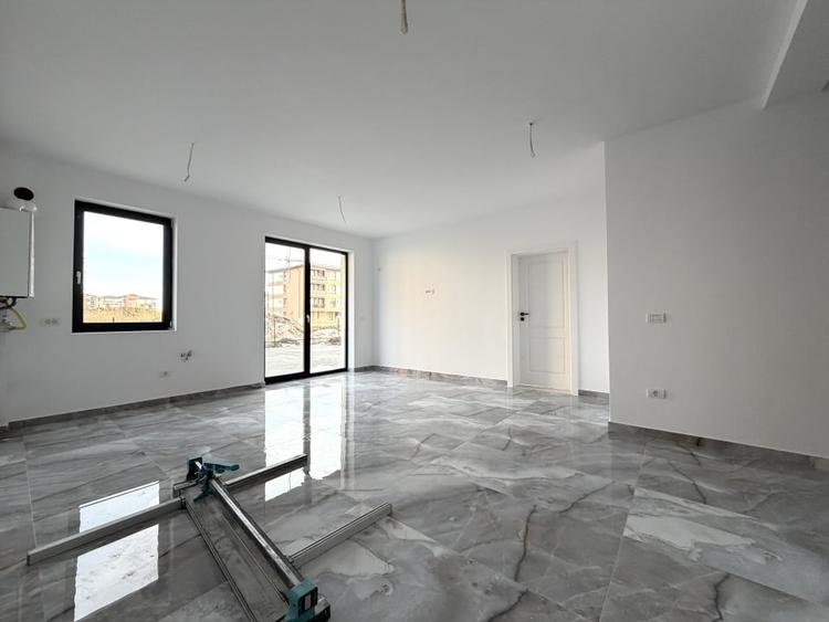 Apartament cu 2 camere decomandat în Giroc — fotografia 1