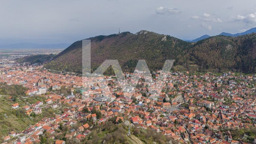 Teren Construcții intravilan de 9102 mp, în Drumul Poienii
