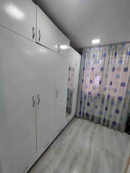 Apartament cu 2 camere semidecomandat în Ferentari