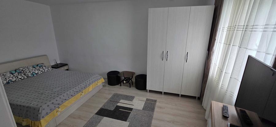 Garsonieră decomandată în Ostroveni