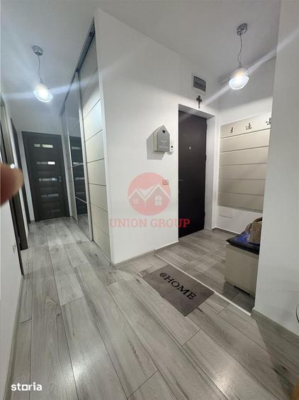 Apartament cu 3 camere, mobilat în Km 4