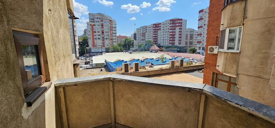 Apartament cu 3 camere decomandat, mobilat în Clucerului