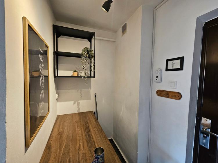 Garsonieră decomandată în Complex Studențesc