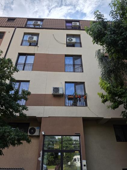 Apartament cu 2 camere decomandat în Progresul