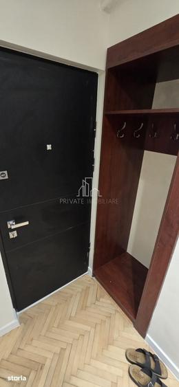 Apartament cu 3 camere în Tudor Vladimirescu