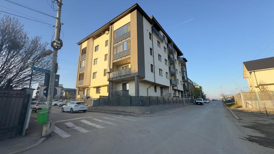 Garsonieră decomandată, mobilată în Fundeni