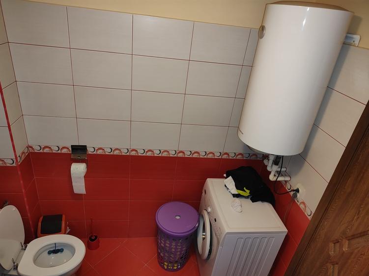 Casă individuală cu 3 camere cu Teren 2880 Mp în Crai Nou