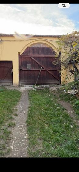 Casă cu 4 camere decomandat în Triaj