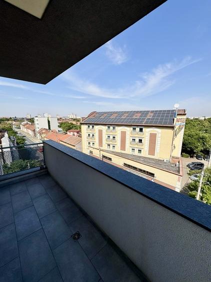 Apartament cu 2 camere decomandat, mobilat în Dâmbovița