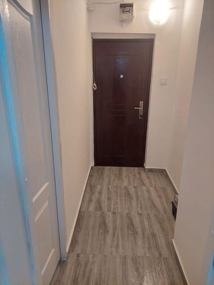 Ofer spre inchiriere garsoniera zona Crang - 8