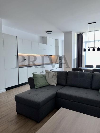 Apartament cu 2 camere semidecomandat, mobilat în Ultracentral