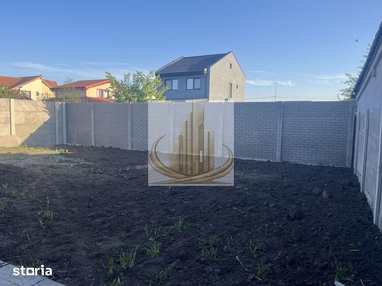Duplex cu 3 camere cu Canalizare în Dumbrăvița