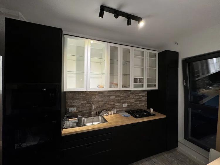 Apartament cu 2 camere decomandat, mobilat în Lujerului