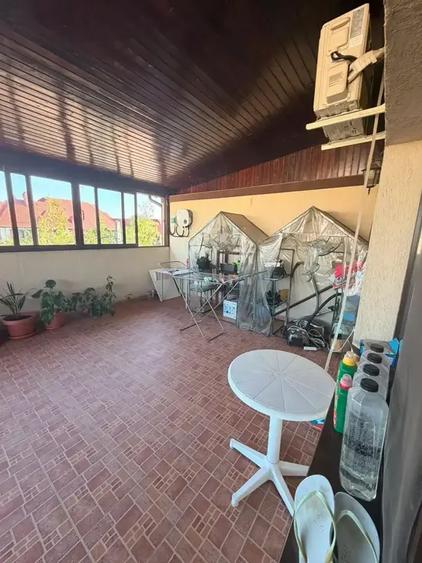 Duplex cu 6 camere cu Canalizare în Mogoșoaia