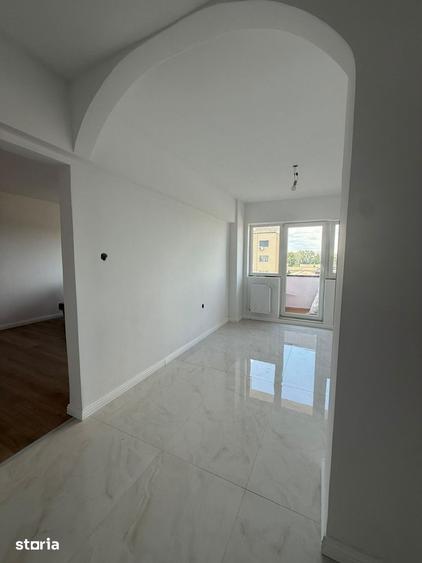 Apartament cu 3 camere în Micro 17