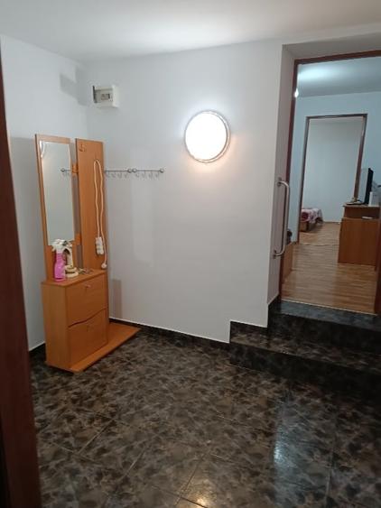 Casă cu 3 camere cu Canalizare în Poarta Albă