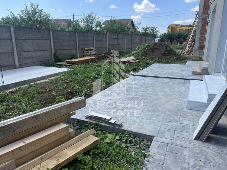 Duplex cu 3 camere cu Canalizare în Sânandrei