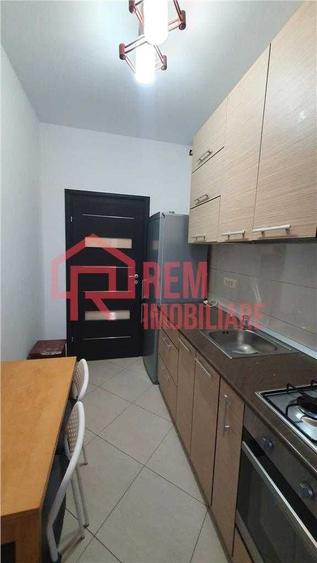 Apartament cu 2 camere decomandat în Fundeni