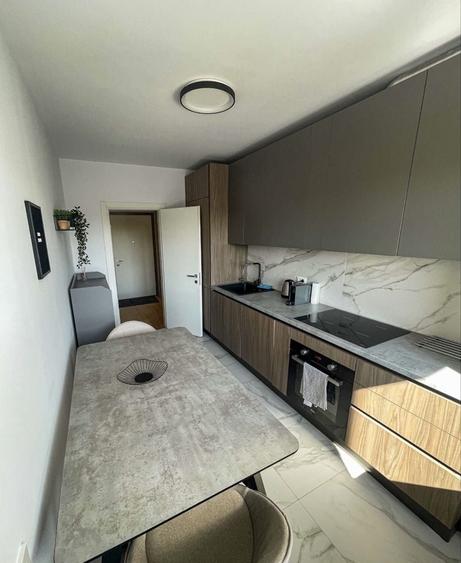 Apartament cu 2 camere decomandat în Herăstrău