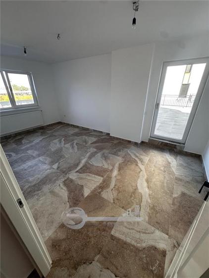 Apartament cu 3 camere decomandat în Frumoasa