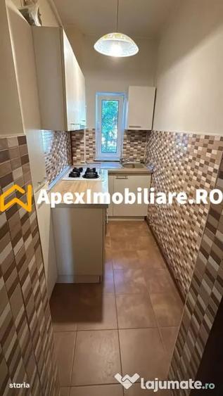 Garsonieră decomandată în Domenii