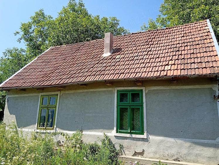 Casă cu 2 camere cu Teren 1700 Mp în Bulci