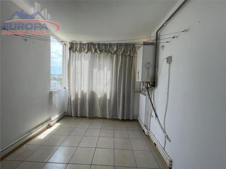 Apartament cu 4 camere de zona centrala Tulcea - 8
