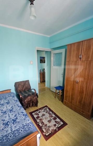 Apartament cu 2 camere decomandat, mobilat în