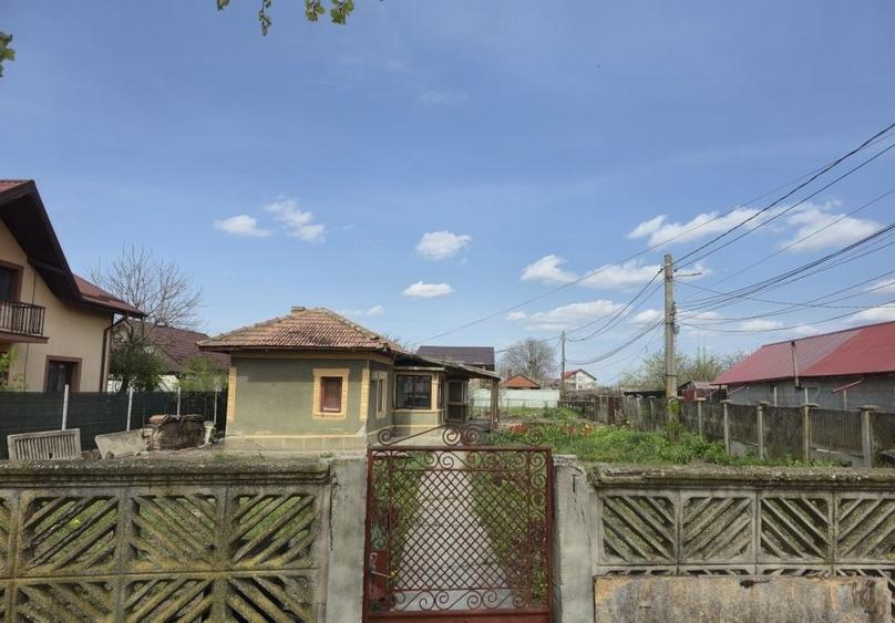 Casă cu 4 camere cu Teren 715 Mp în Central