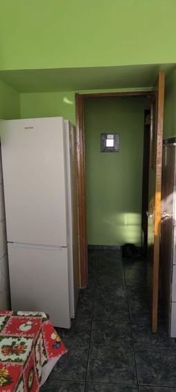 Apartament cu 2 camere semidecomandat în Teișani
