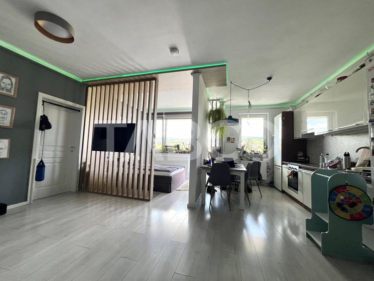 Apartament cu 2 camere de vanzare in Borhanci cu view spectaculos - 1