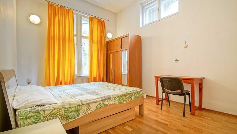 Apartament cu 3 camere decomandat în Ultracentral