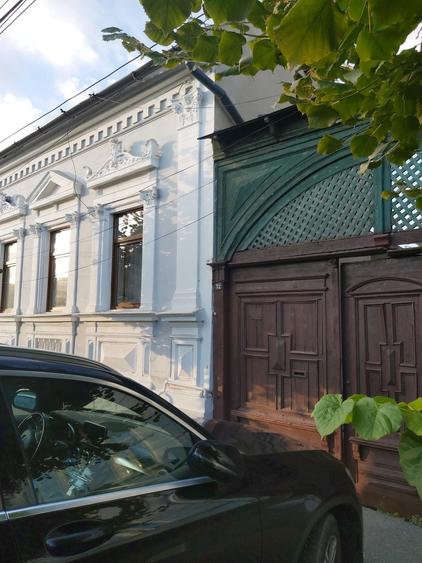 Casă cu 3 camere în Central