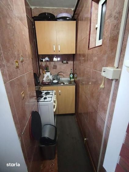 Vand garsoniera etaj 3 - 5