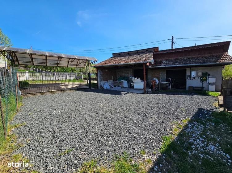 Casă cu 3 camere în Lunca