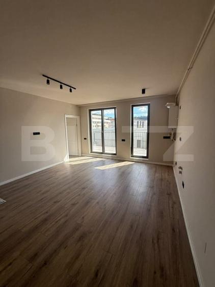 Apartament cu 2 camere semidecomandat în Florești