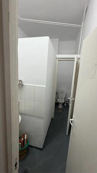 Spațiu comercial, de 12 mp, în Central